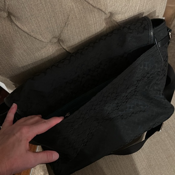 Coach bag laptop bag in very good condition. Would be a great diaper bag too! - Picture 5 of 7